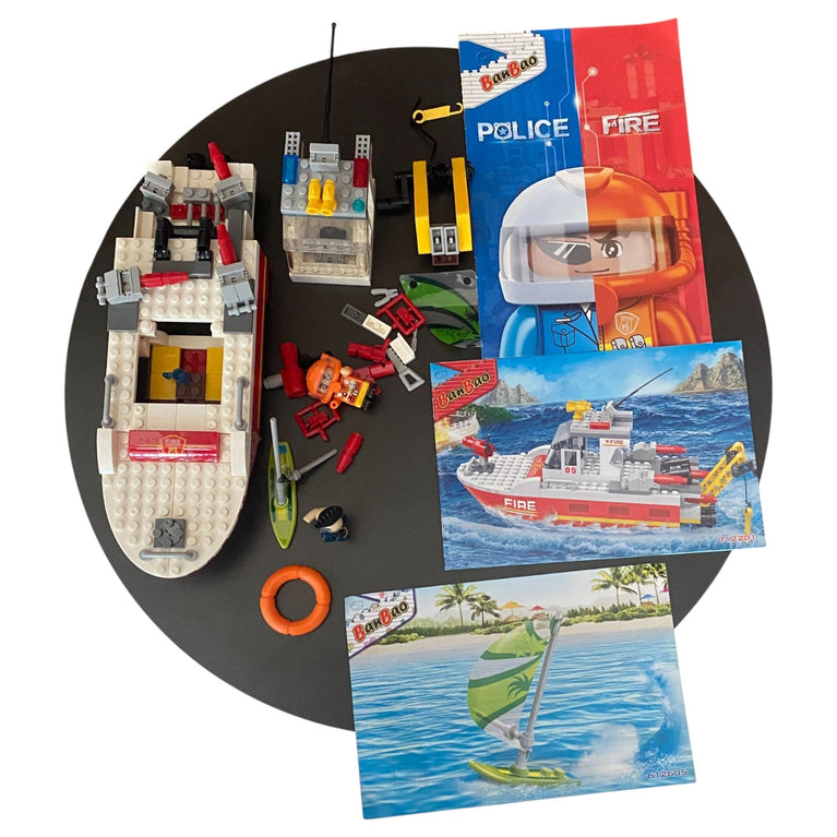 Banbao-Fire-Series-Fire-Rescue-Boat-1-1