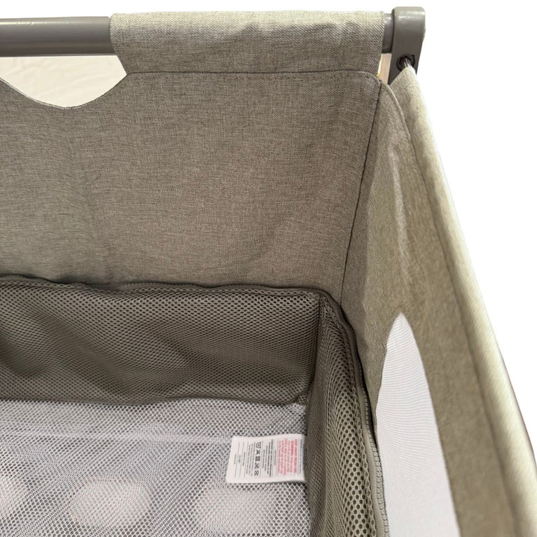 Snuzpod 4 Bedside Crib - Urban Grey