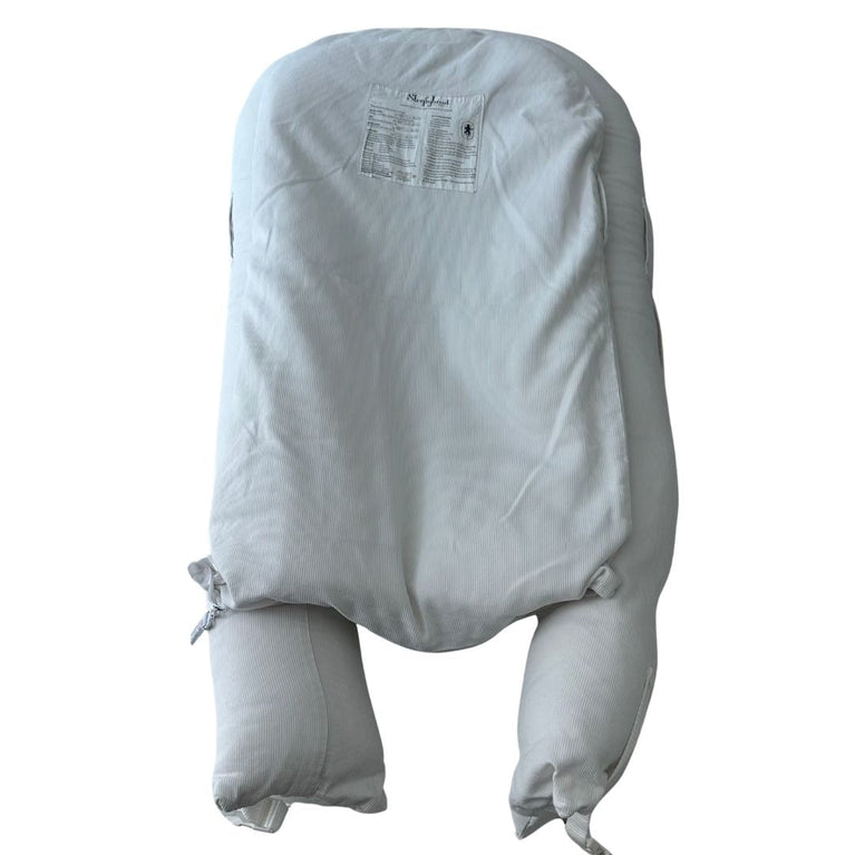 Sleepyhead Deluxe+ Pod - Pristine White with 1 Extra DockATot Floral Cover