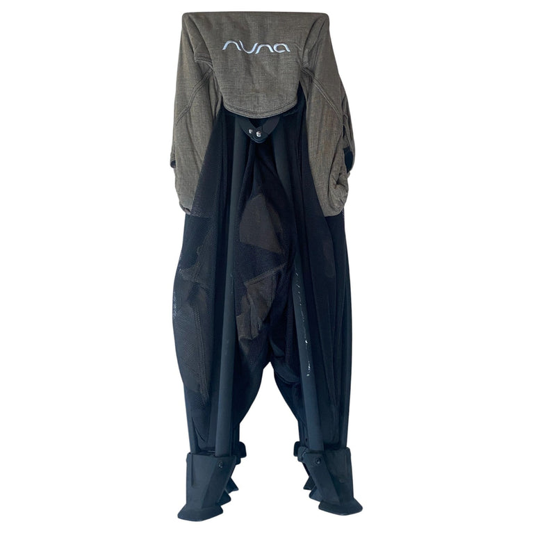 Nuna-Sena-Travel-Cot-Taupe-1-3