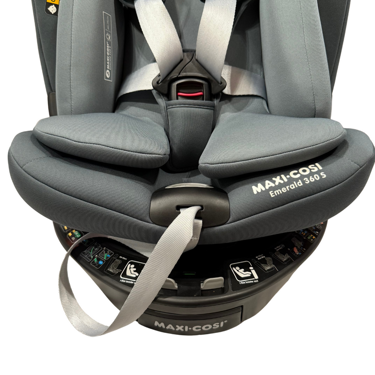 Maxi Cosi Emerald 360S With Base - Dual Tone Grey/Graphite