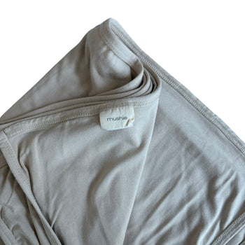 Mushie Stretchy Swaddle - Fog