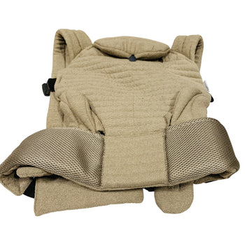 Bumpsuit-Baby-The-Armadillo-Baby-Carrier-in-Oyster-1-1