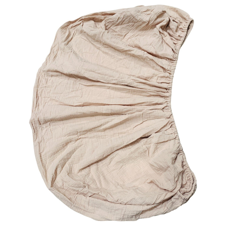 Mushie-Extra-Soft-Muslin-Crib-Sheet-in-Fog-1-2