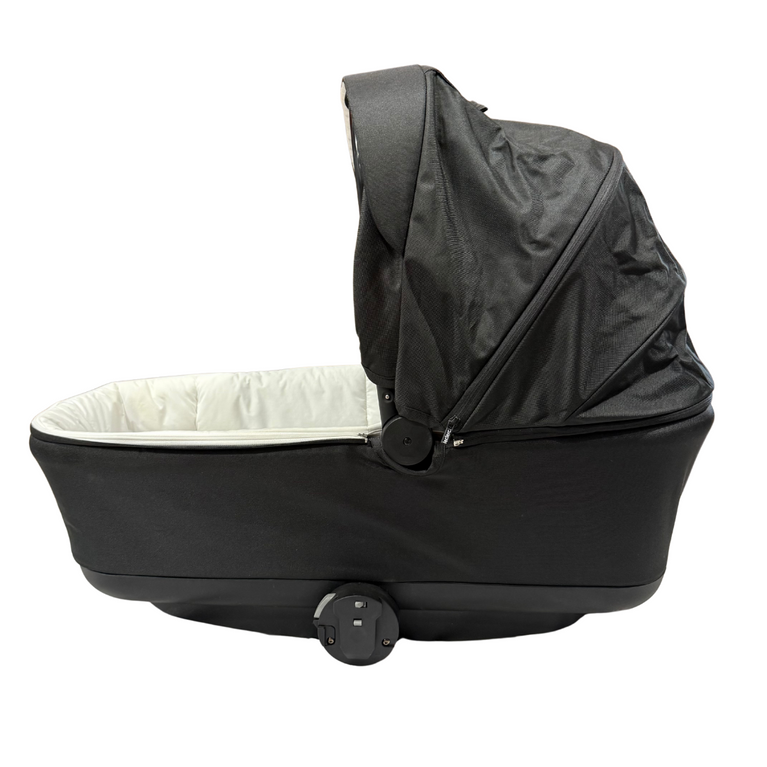 Leclerc Baby Bassinet + Bassinet Adapters for Stroller