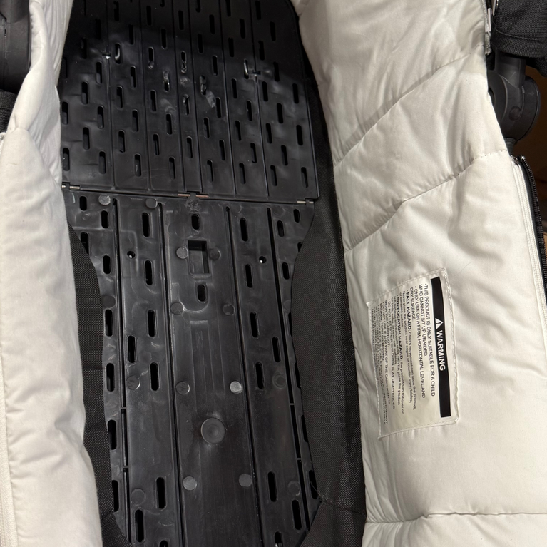 Leclerc Baby Bassinet + Bassinet Adapters for Stroller