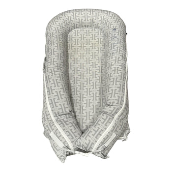 DockATot Deluxe+ Dock - Signature Grey