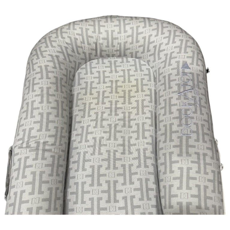 DockATot Deluxe+ Dock - Signature Grey