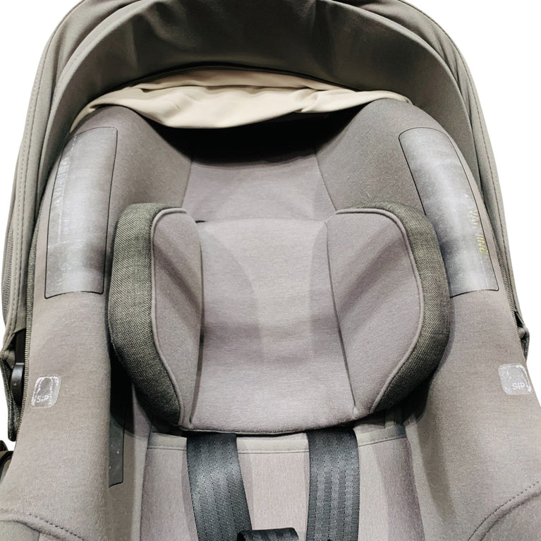 Nuna-Baby-Car-Seat-with-Canopy-8-8