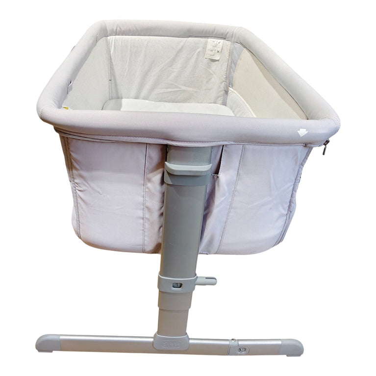 Chicco-Next2Me-Essential-Co-Sleeping-Bassinet-Grey-3-5