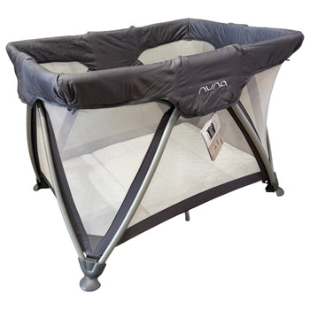Nuna Sena Travel Cot