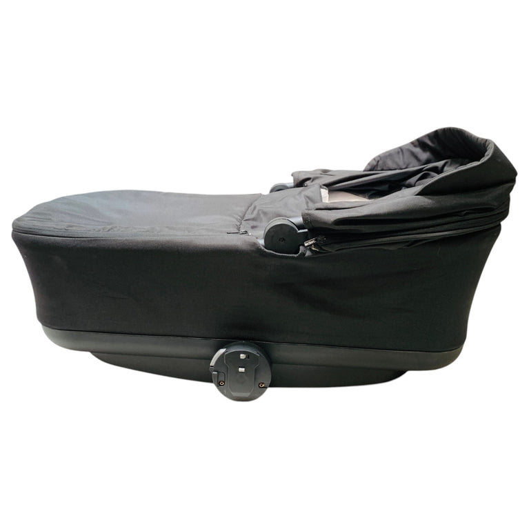 Leclerc-Baby-Bassinet-Black-8-4