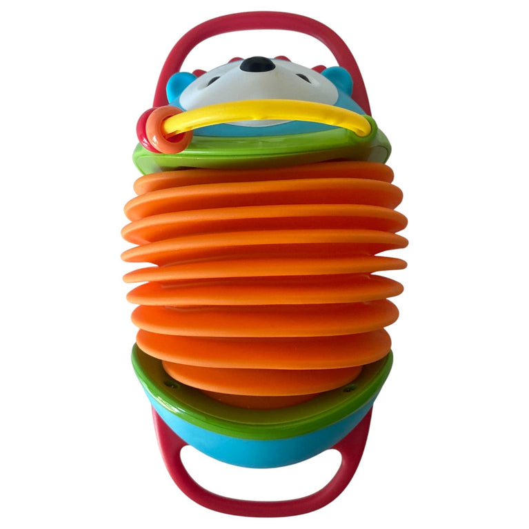 Skip-Hop-Explore-&-More-Accordion-Hedgehog-18-1