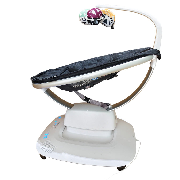 4Moms-Mamaroo-5.0-Multi-Motion-Baby-Swing-Black-4-5