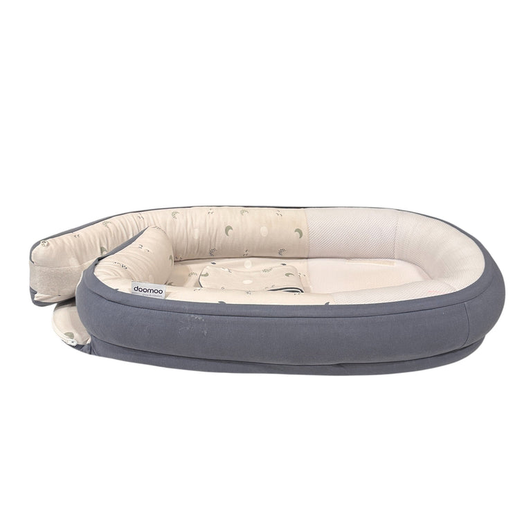 Doomoo Cocoon Baby Nest - Blue Grey Moon