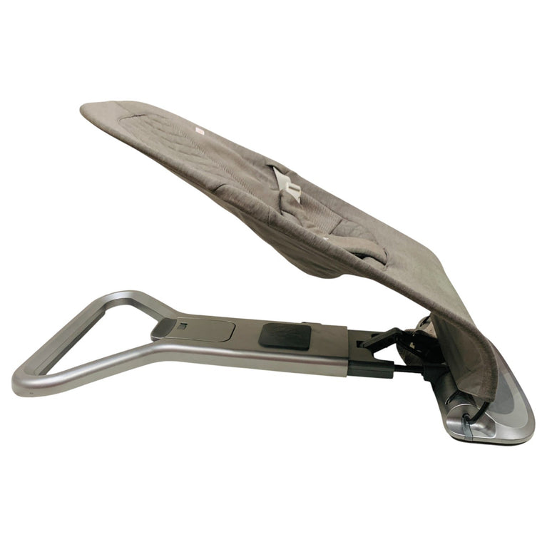 Ergobaby-Evolve-Bouncer-Toy-Bar-Ocean-Wonders-1-3