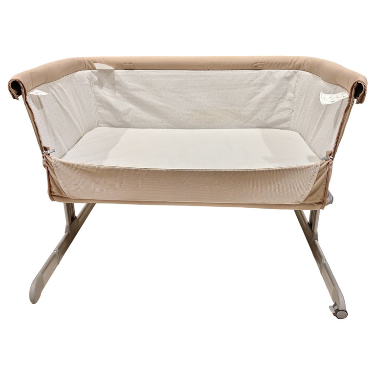 Chicco-Next2Me-Essential-Co-sleeping-Crib-11-4