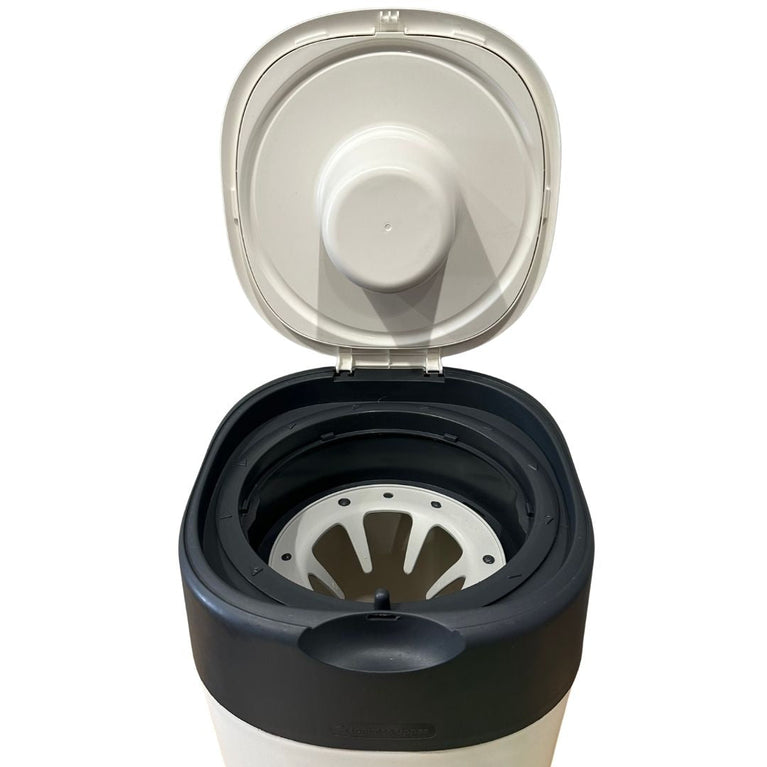 Tommee Tippee Twist & Click Advanced Nappy Bin