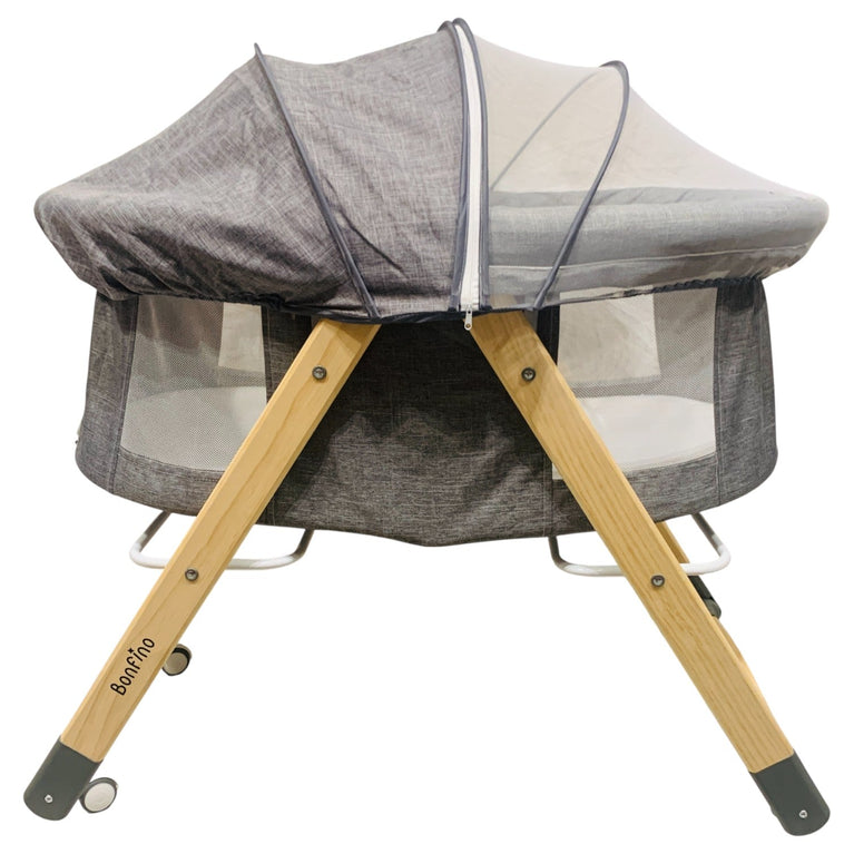 Bonfino-Cozy-Heaven-Foldable-Bassinet-with-Mosquito-Net-1-2