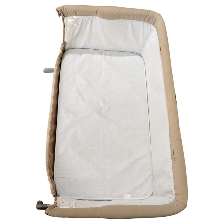 Chicco Next2Me Essential Co-sleeping Crib