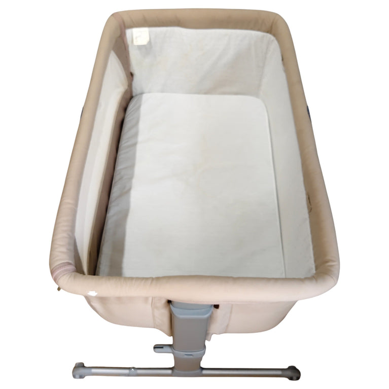 Chicco Next2Me Essential Co-sleeping Crib