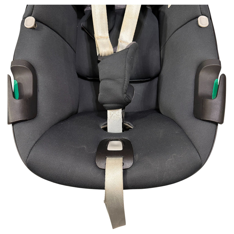 Maxi-Cosi Pebble 360 Car Seat - Essential Graphite