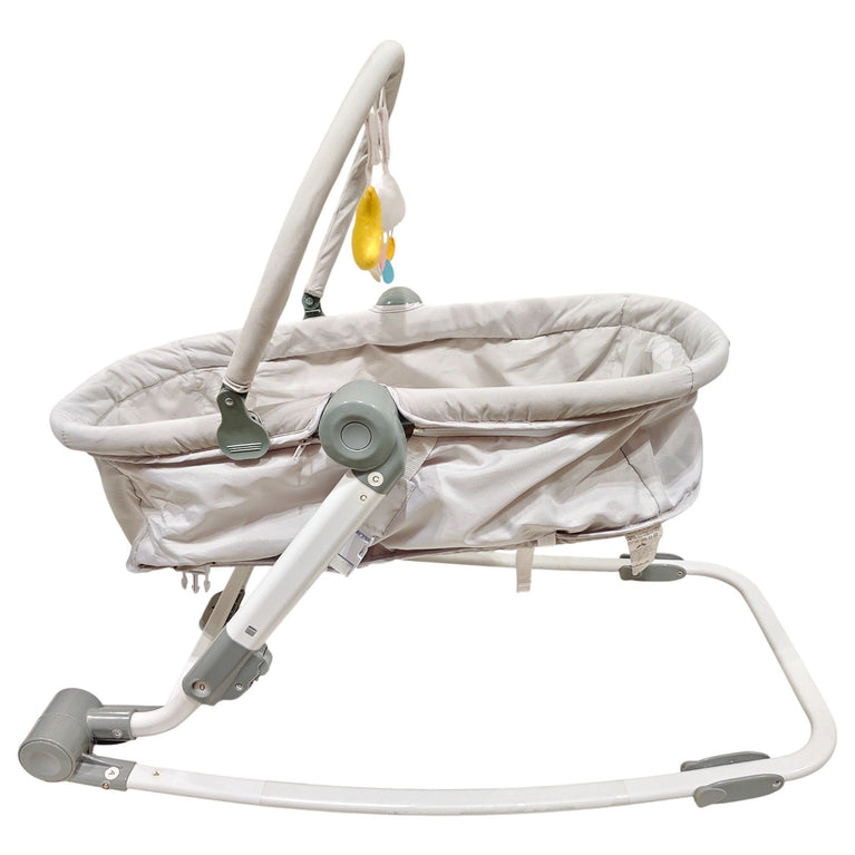 Badabulle-4-in-1-Compact-Rocker-Crib-Recliner-&-High-Chair-2-8