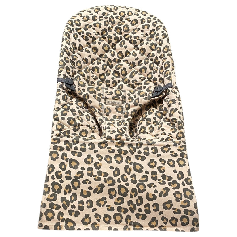 BabyBjörn-Bouncer-Bliss-Leopard-Print-2-3