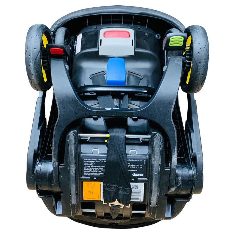 Doona-Infant-Car-Seat-Nitro-Black-4-8