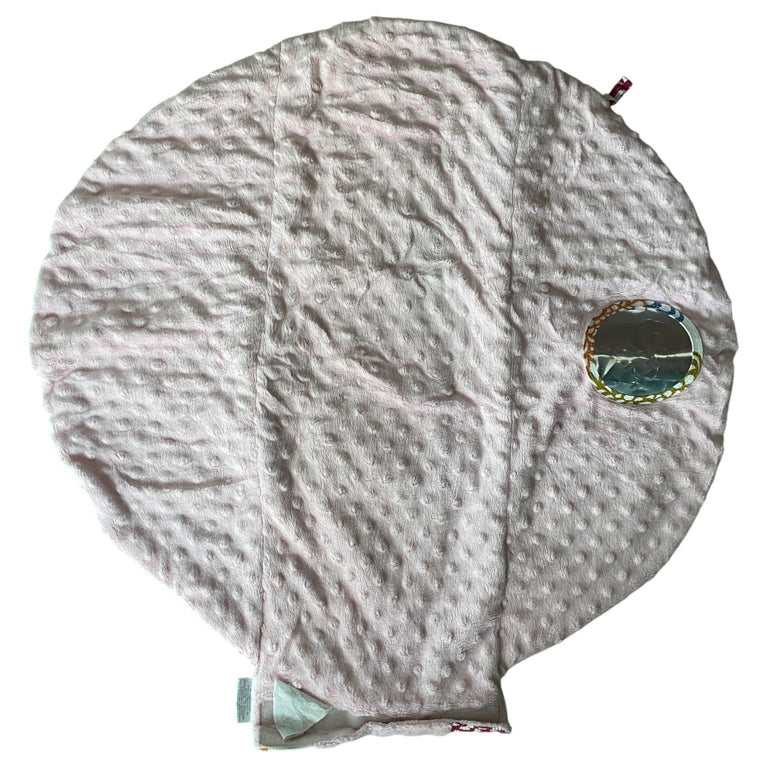 Itzy-Ritzy-Wrap-&-Roll-Infant-Carrier-Arm-Pad-&-Tummy-Time-Mat-1-3