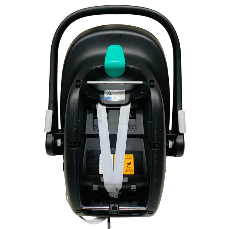 Maxi-Cosi-Pebble-360-Car-Seat-Essential-Black-3-8