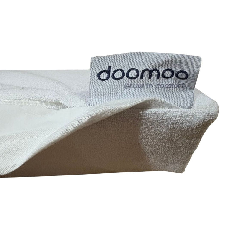Doomoo Baby Side Sleeping Positioner Pillow - White