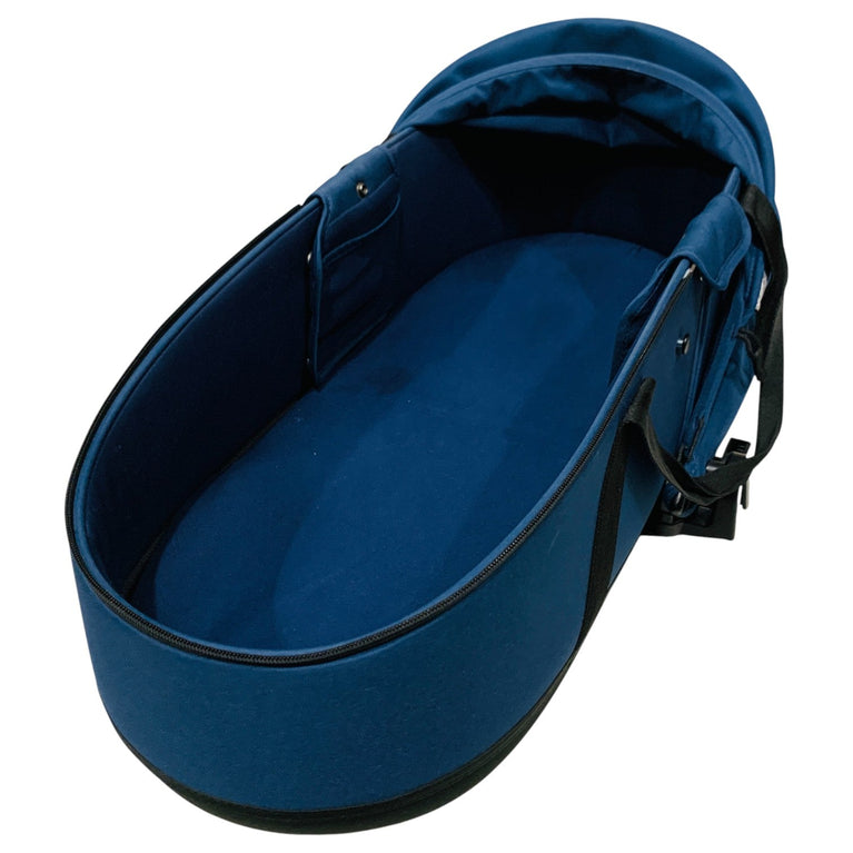 Babyzen-YOYO2-Portable-Bassinet-Blue-1-5