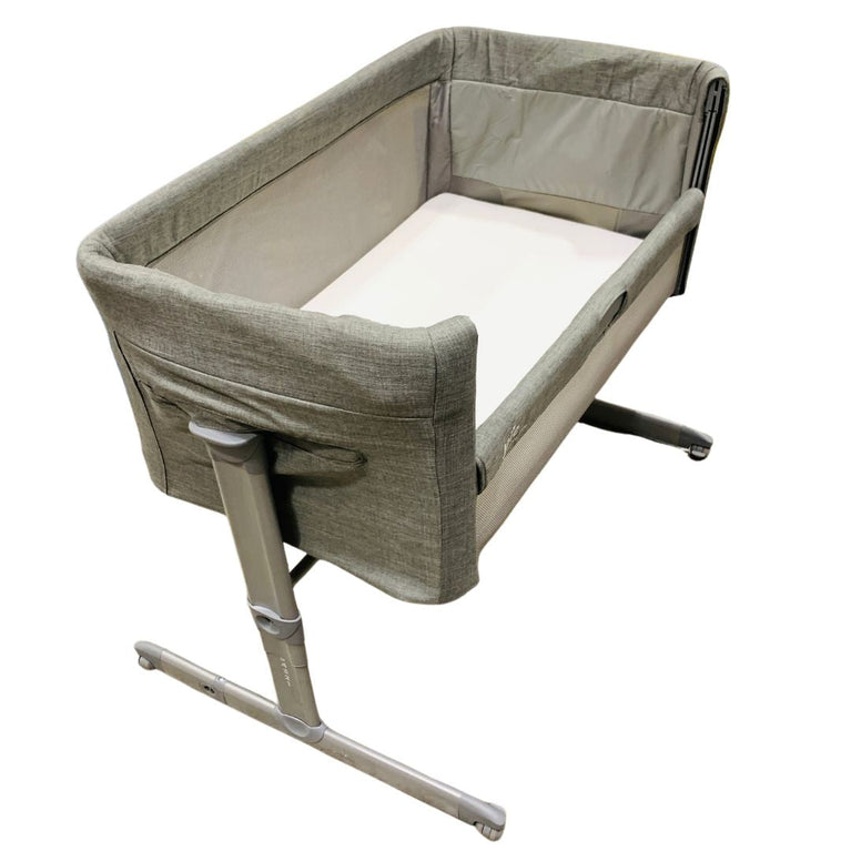 Joie-Roomie-Glide-Bedside-Crib-Grey-5-3