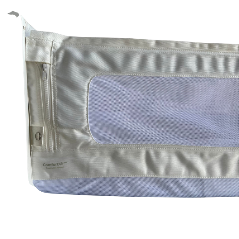 Snuz SnuzPod 4 Crib with 2 Fitted Sheets - White