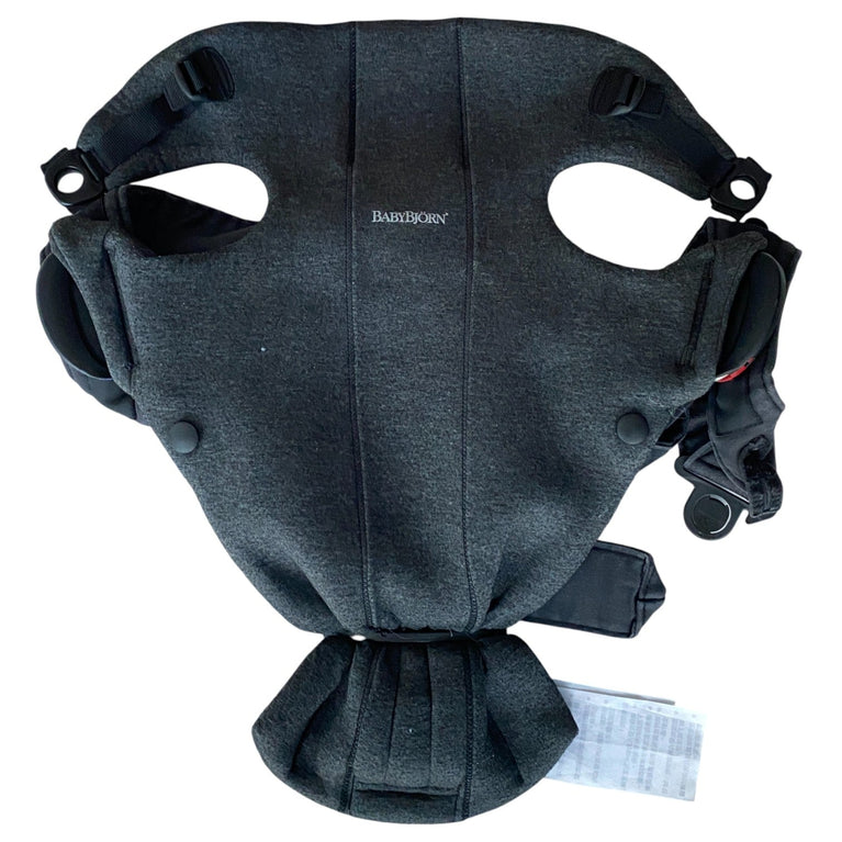 BabyBjorn-Baby-Carrier-Mini-Charcoal-Grey-4-3