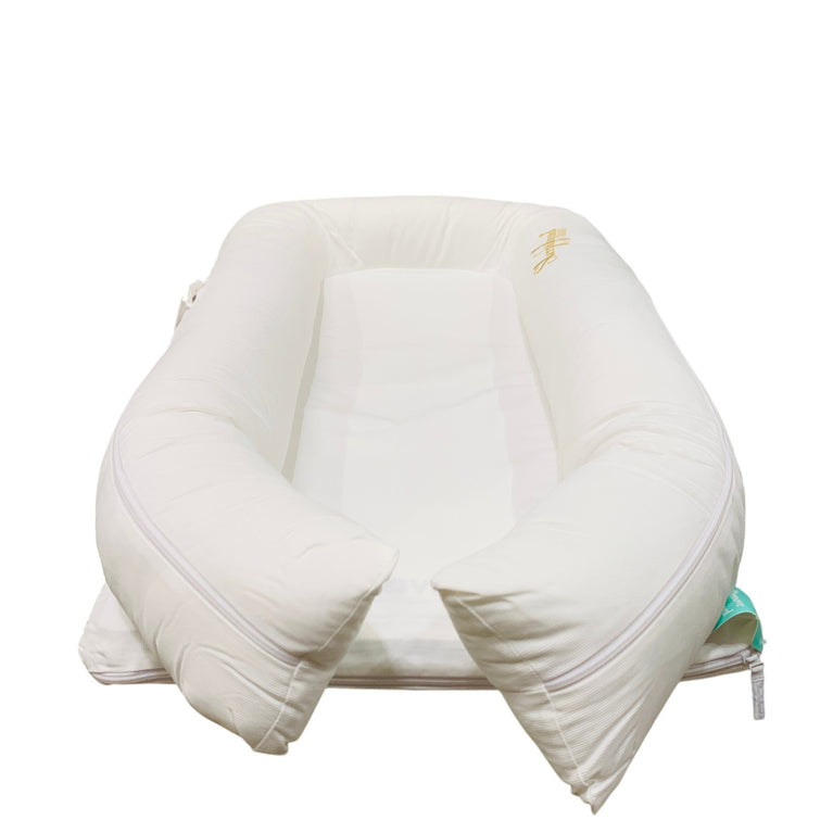 Sleepyhead-(DockATot)-Grand-Dock-Pod-Baby-Lounger-+-Spare-Cover-Pristine-White-/-Green-Geometry-30-3