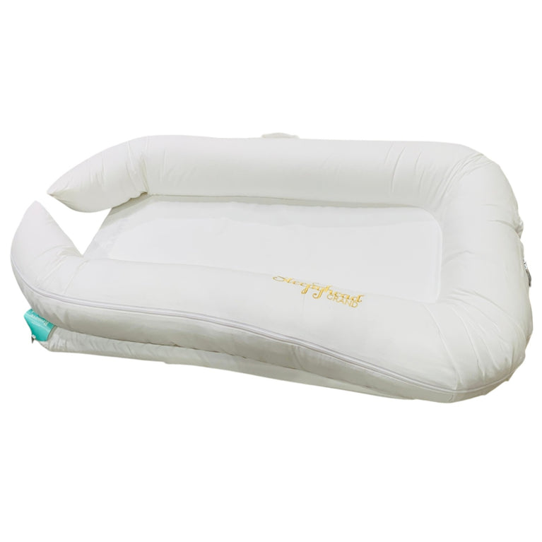 Sleepyhead-(DockATot)-Grand-Dock-Pod-Baby-Lounger-+-Spare-Cover-Pristine-White-/-Green-Geometry-30-5