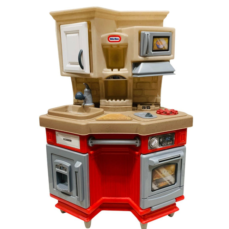 Little-Tikes-Super-Chef-Kitchen-Playset-2-2