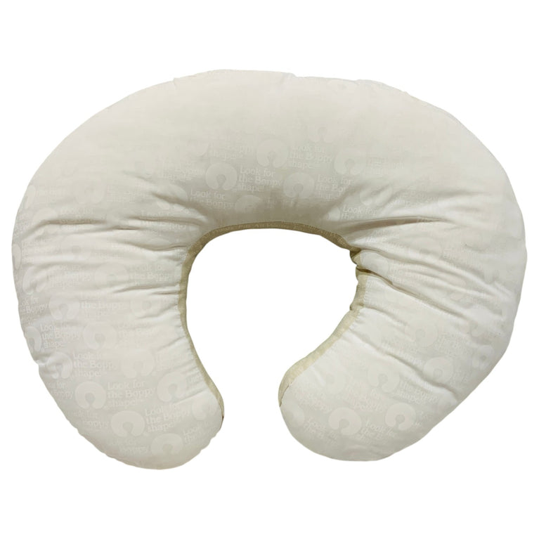 Boppy-Nursing-Pillow-Sheep-1-2