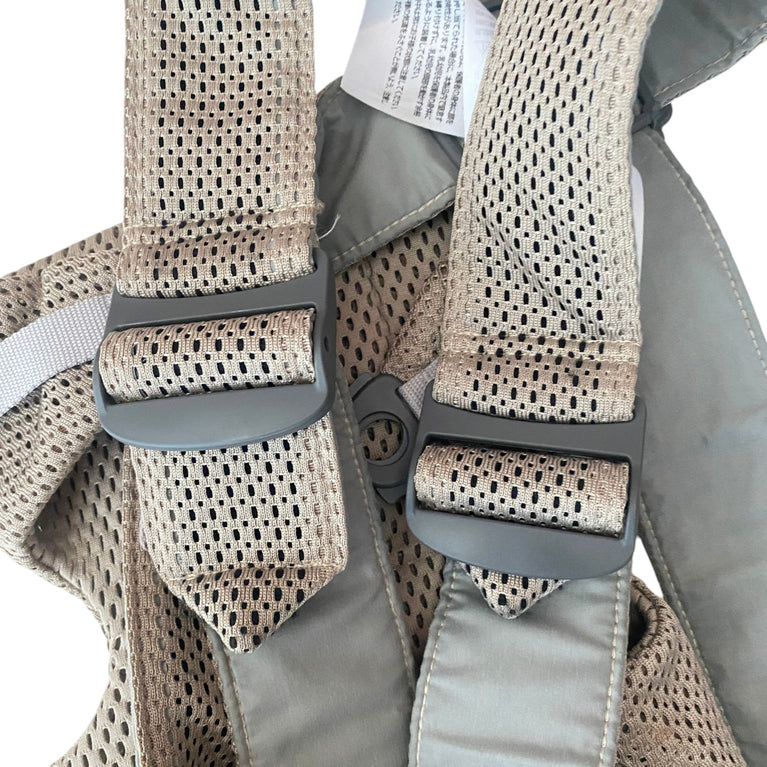 BabyBjorn-Mini-Baby-3D-Mesh-Carrier-Mini-Pearly-Pink-2-4