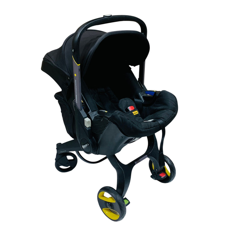 Doona-Car-Seat-&-Stroller-Nitro-Black-8-1