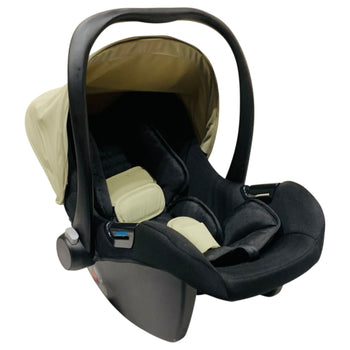 Giggles-Car-Seat-Black-2-1