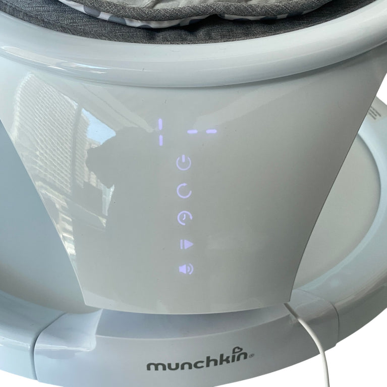 Munckin-Baby-Swing-White-1-9
