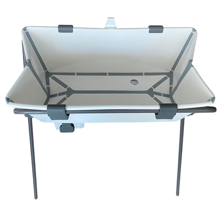Stokke-Flexi-Bath-Tub-With-Newborn-Support-&-Stand-Set-White-3-3