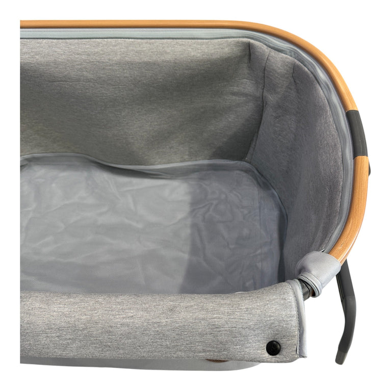 Maxi-Cosi Iora Co-Sleeper - Grey