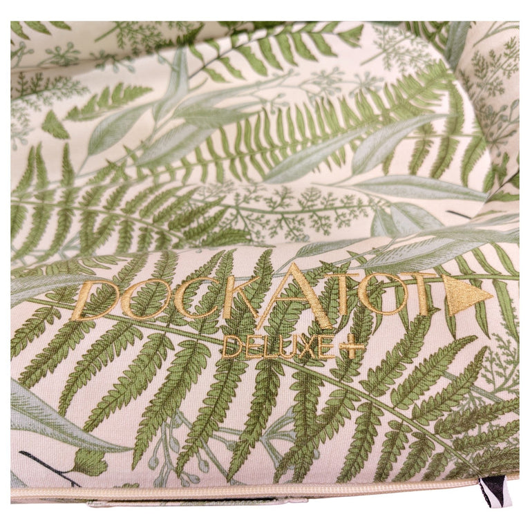 DockATot-Deluxe+-Pod-Lush-&-Fern-1-7