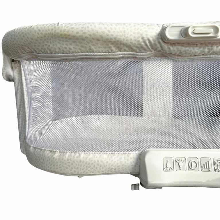 Halo-BassiNEST-Swivel-Sleeper-Premiere-Series-Morning-Pebble-3