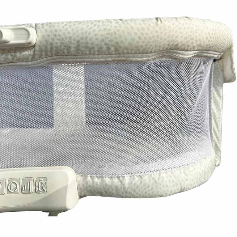 Halo-BassiNEST-Swivel-Sleeper-Premiere-Series-Morning-Pebble-4