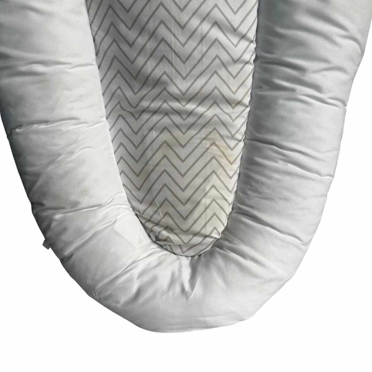 Clevamama-ClevaFoam-Baby-Pod-White-4